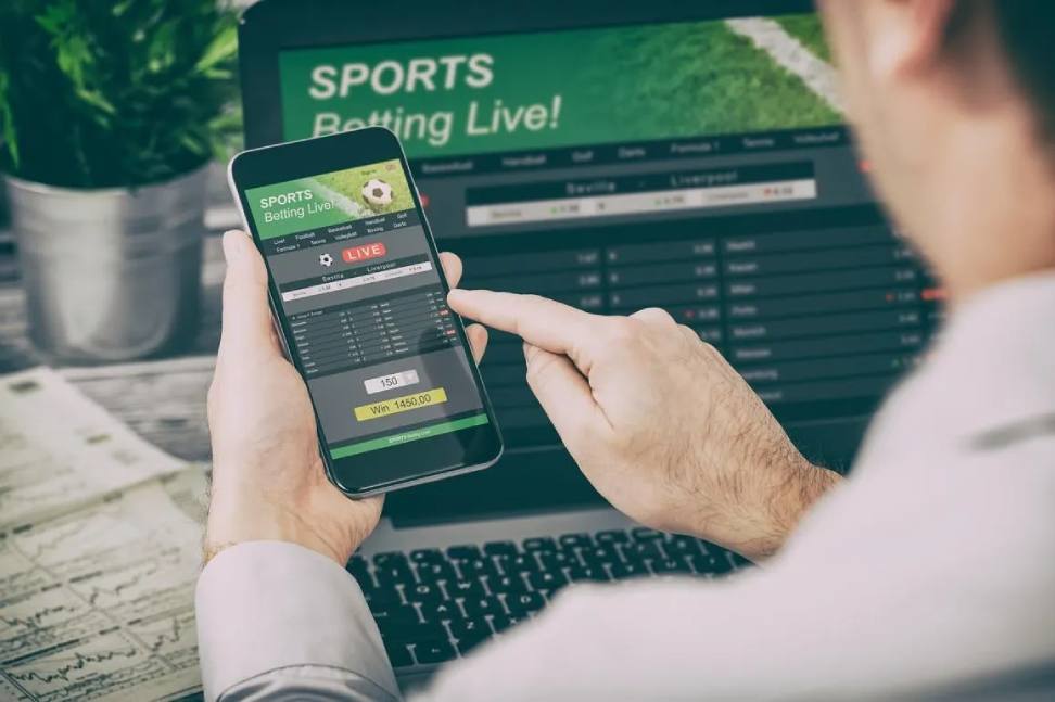 The Evolution of Sports Betting Payment Methods: From Cash to Cryptocurrency